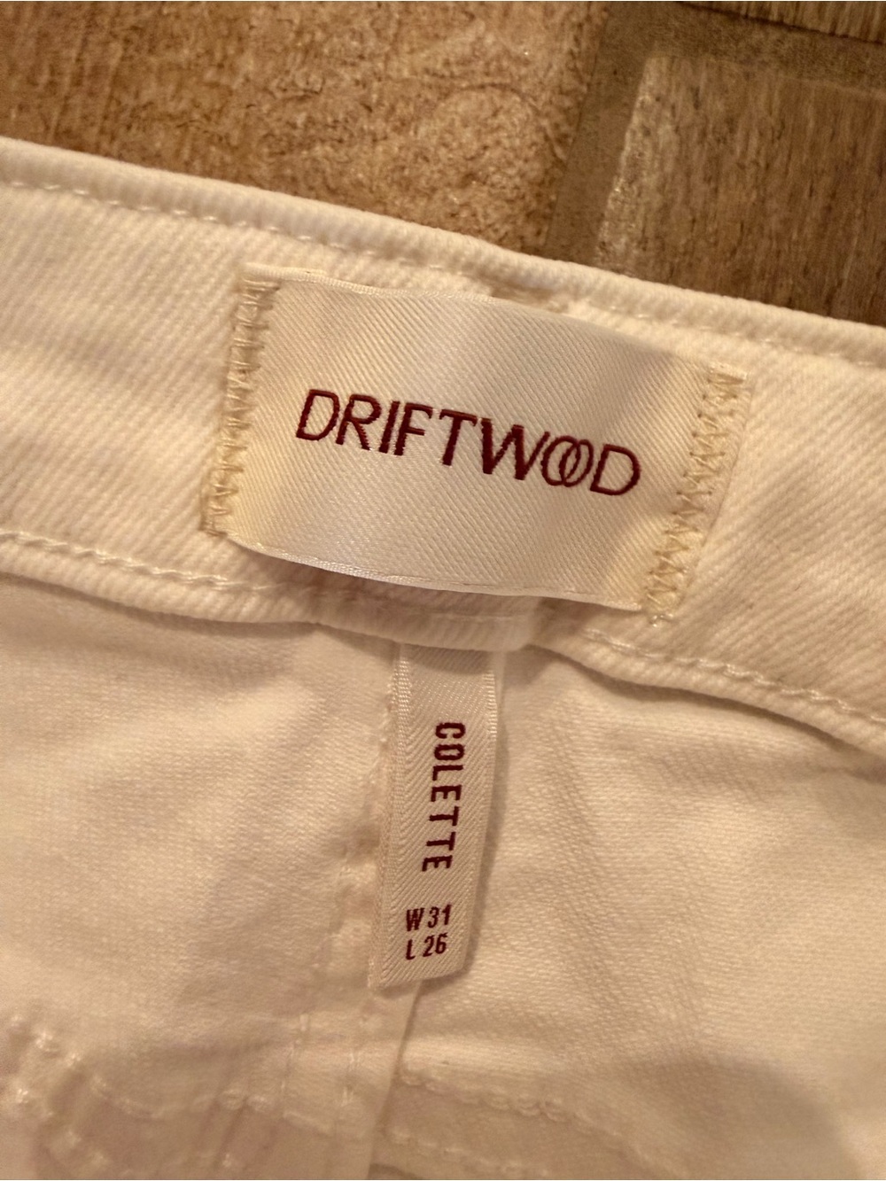 Driftwood Jeans Colete Floral Bouquet Embroidered Cropped Jeans Sz 31 - Picture 3 of 5